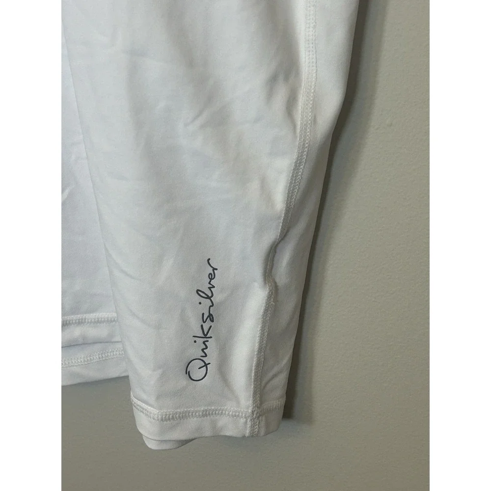 Quicksilver Men's Moisture-Wicking Shirt Size 2XL White Surfing Shirt Graphic T - Picture 3 of 6